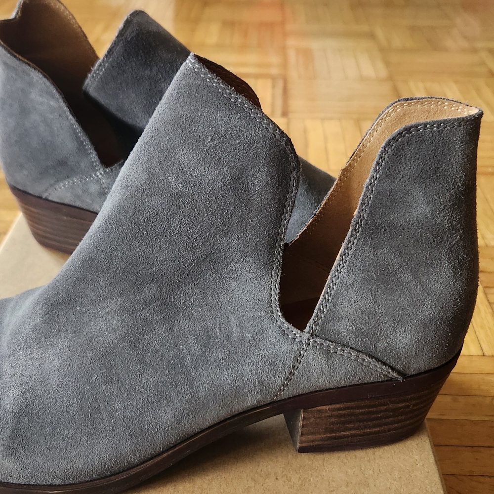 Lucky Brand Gray Suede Ankle Boots with Stacked Heel